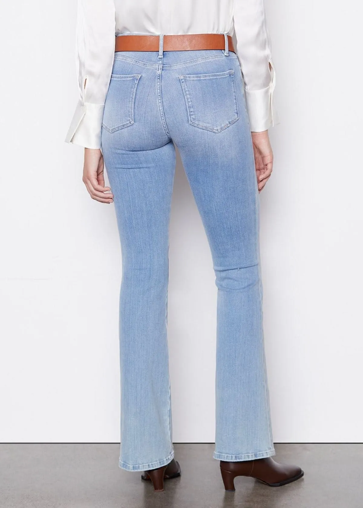 FRAME Le One Flare in Caspio