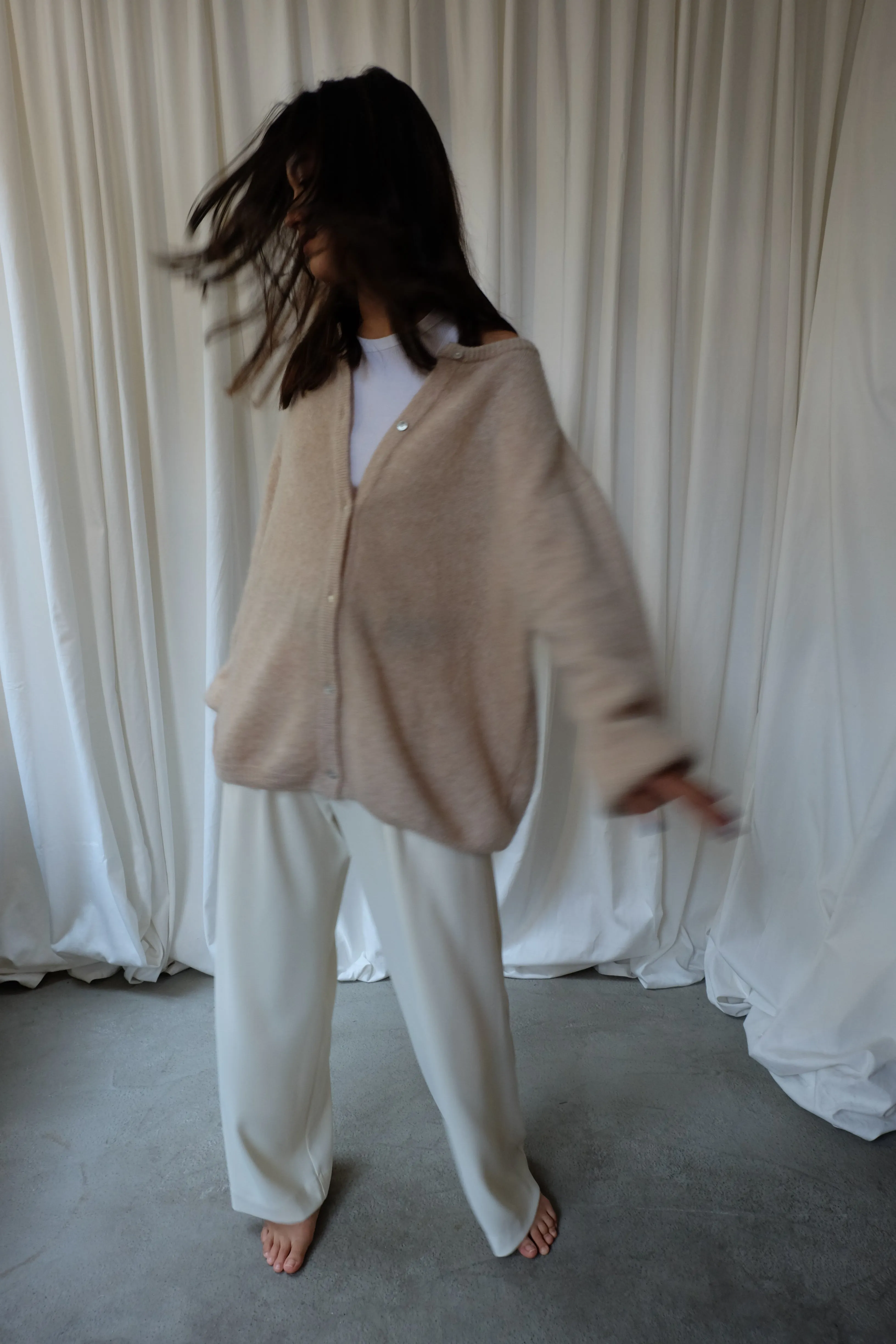 LIGHT BEIGE CARDI