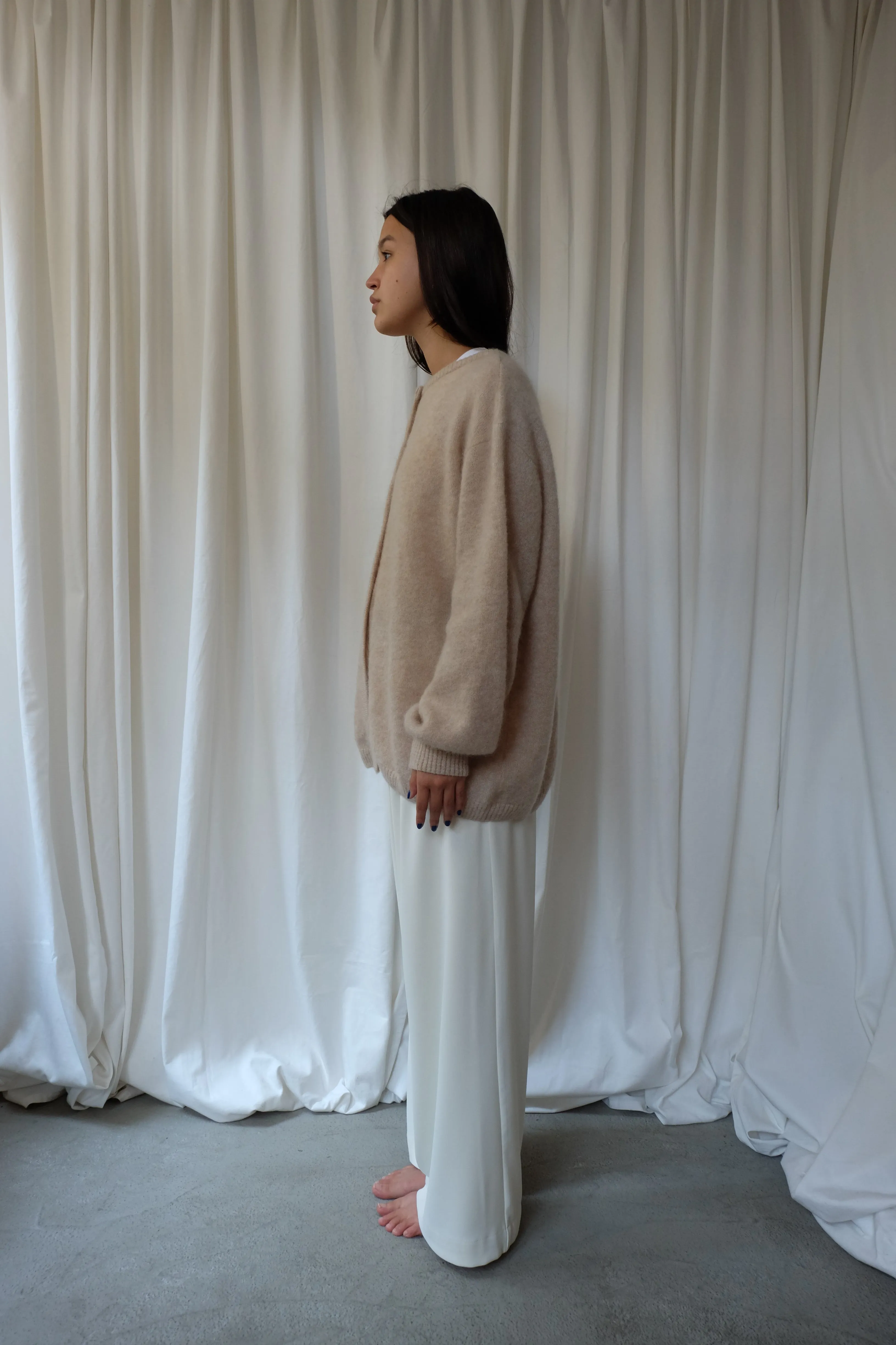 LIGHT BEIGE CARDI