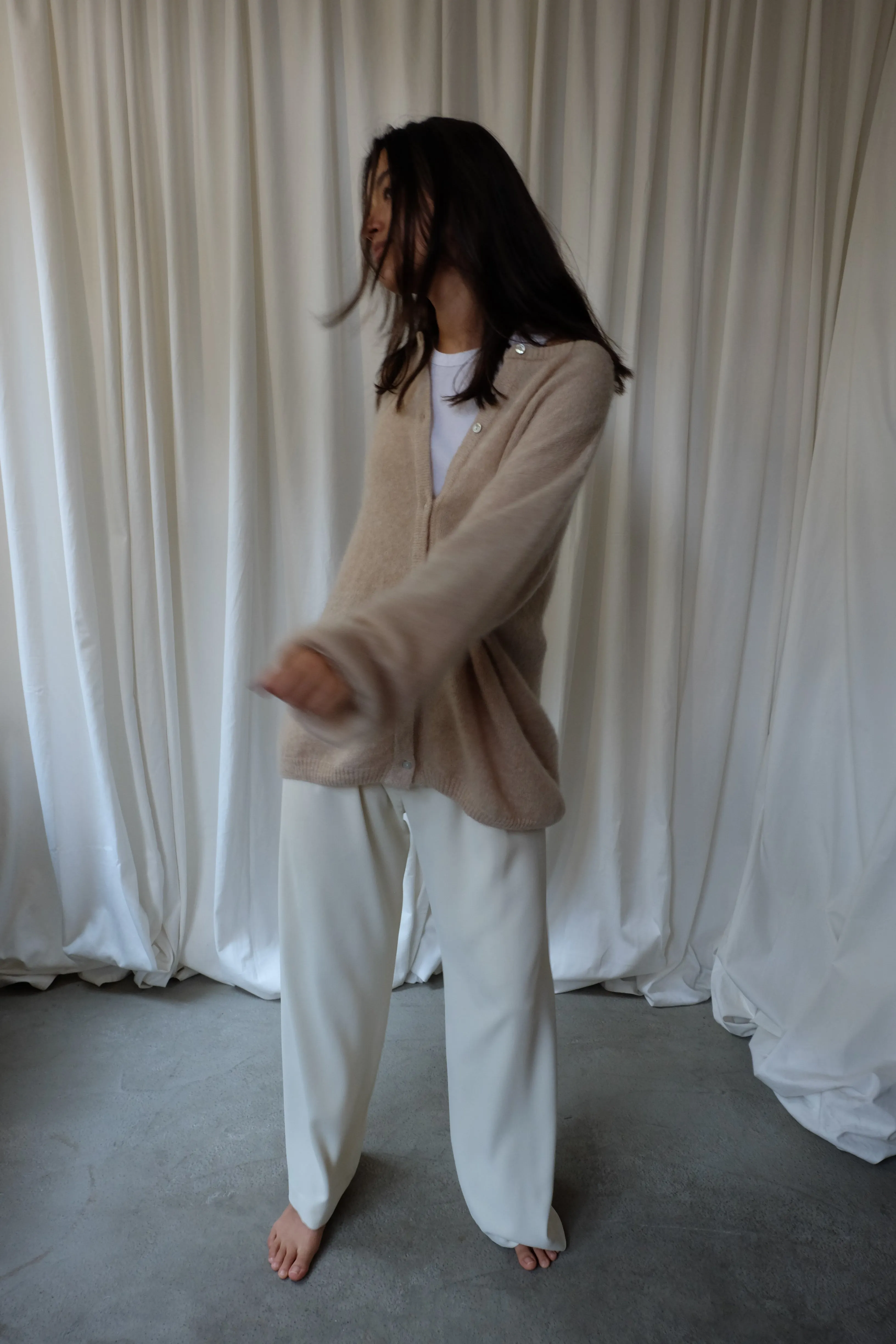 LIGHT BEIGE CARDI